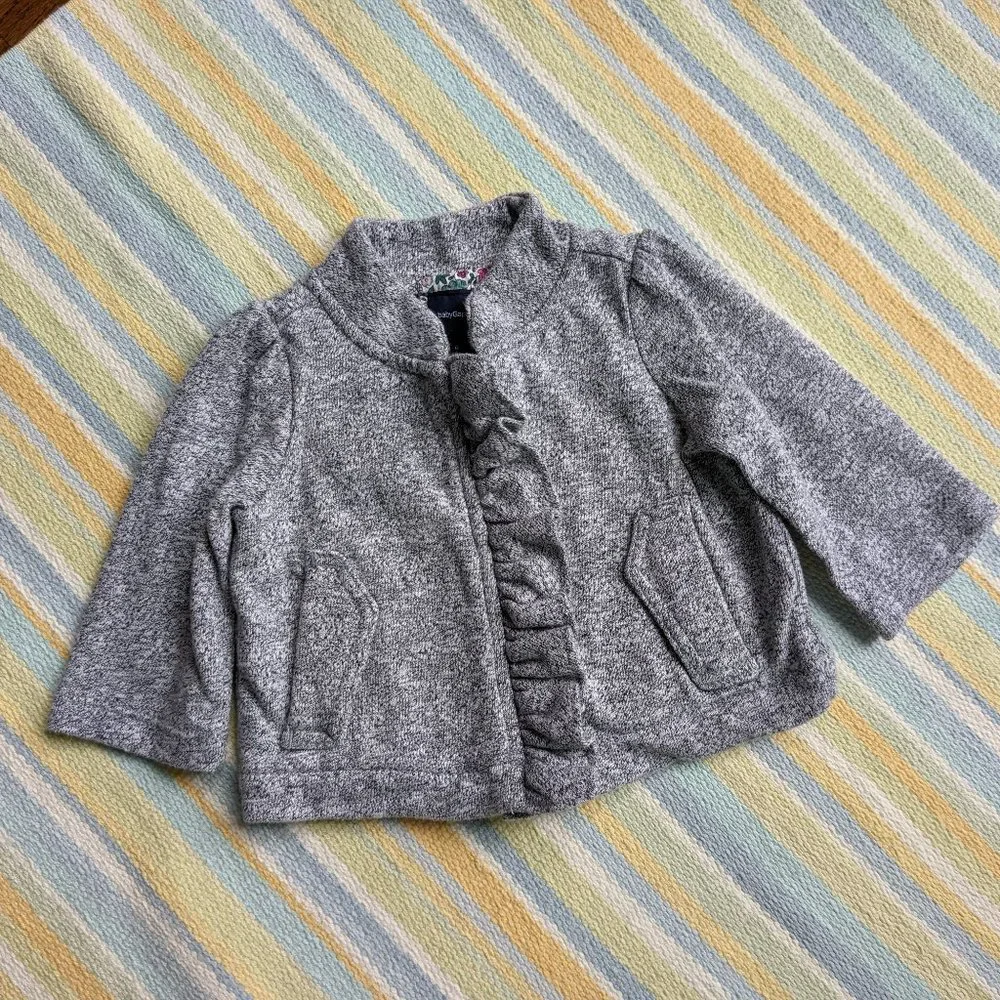 ⭐ Baby Gap gray verigated jacket 3-6 months